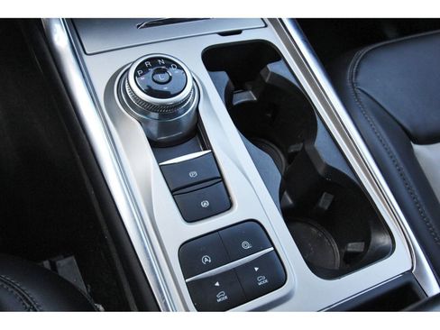Used 2023 Ford Explorer XLT w/ Equipment Group 202A RWD image 28