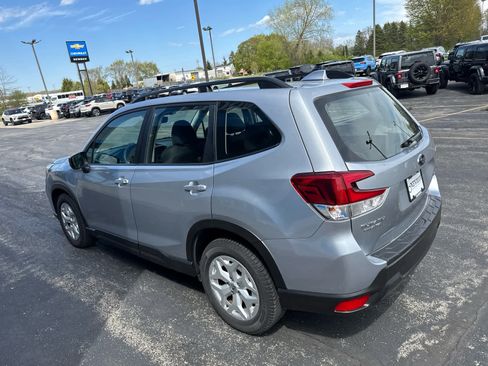 Used 2019 Subaru Forester w/ Alloy Wheel Package AWD/4WD image 9