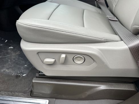 New 2026 Chevrolet Silverado 2500 LTZ w/ LTZ Convenience Package image 19