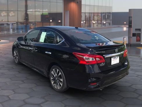 Used 2019 Nissan Sentra SR FWD image 9