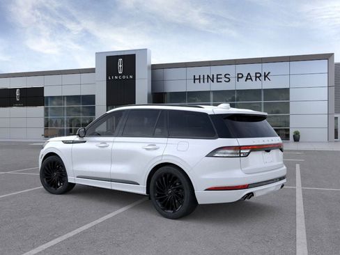 New 2026 Lincoln Aviator Reserve image 4