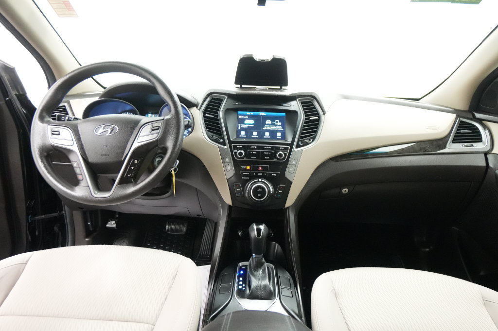 Used 2017 Hyundai Santa Fe Sport AWD/4WD image 27