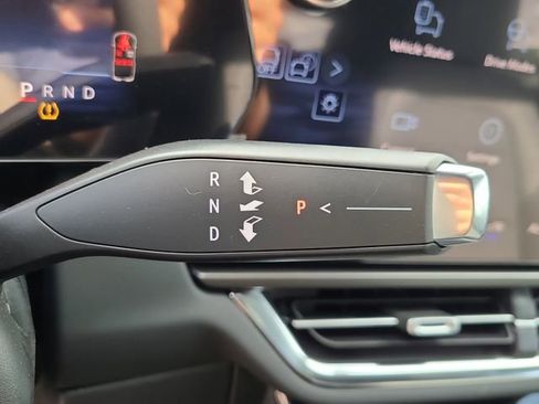 New 2026 Chevrolet Equinox EV LT w/ LPO, Blackout Package FWD image 34