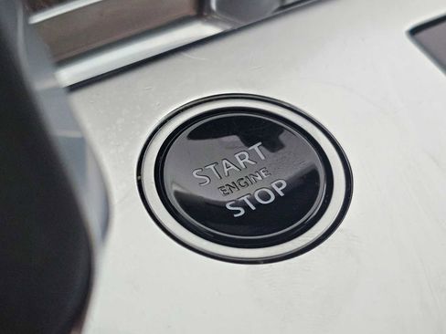 Used 2023 Land Rover Range Rover SE image 29