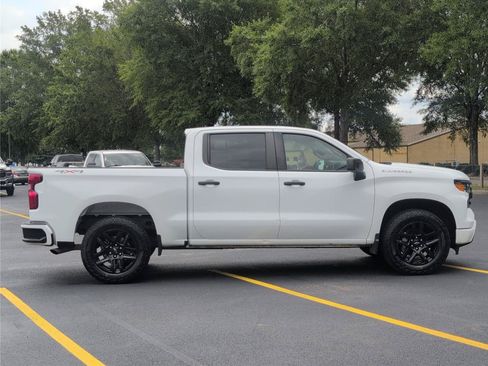 Used 2023 Chevrolet Silverado 1500 Custom w/ LPO, Dark Essentials Package AWD/4WD image 7