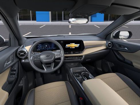 New 2026 Chevrolet Equinox ACTIV w/ LPO, Floor Liner Package FWD image 15