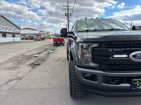 Used 2019 Ford F250 Lariat AWD/4WD image 29