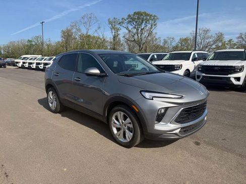 Used 2025 Buick Encore GX Preferred image 4