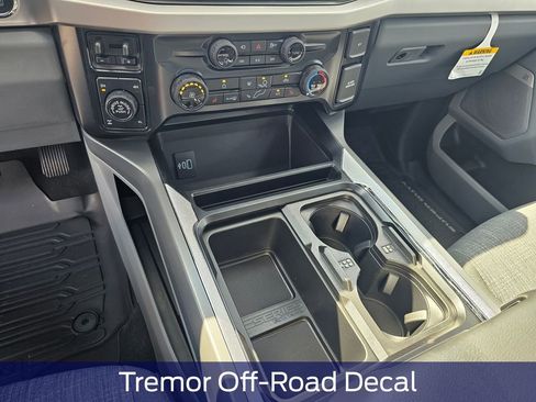 New 2025 Ford F350 XLT w/ Black Appearance Package image 29