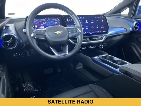 Certified 2024 Chevrolet Equinox EV LT FWD image 2