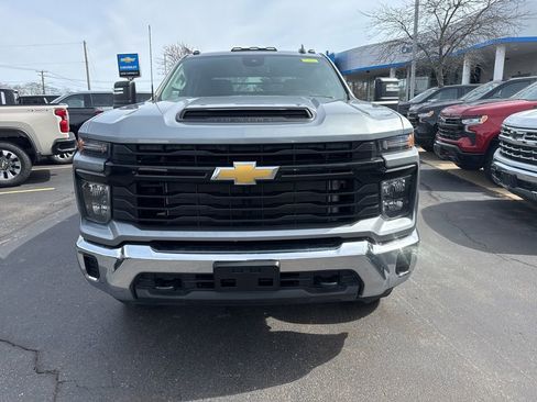 New 2026 Chevrolet Silverado 2500 W/T w/ WT Convenience Package image 3