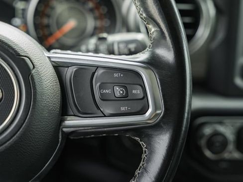 Used 2020 Jeep Wrangler Unlimited Sahara AWD/4WD image 41