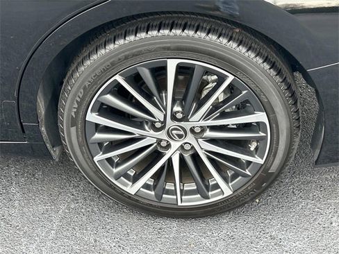 Used 2023 Lexus ES 350 w/ Premium Package image 12