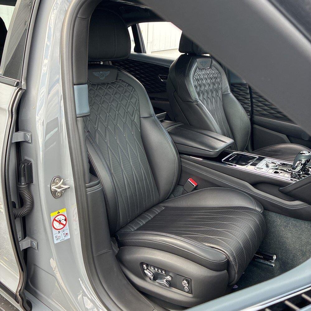Used 2022 Bentley Flying Spur V8 AWD/4WD image 6