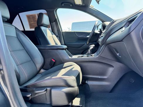Used 2022 Chevrolet Equinox RS FWD image 9