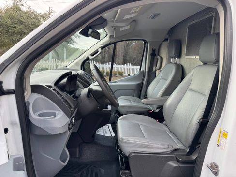 Used 2016 Ford Transit 250 148 Low Roof image 10