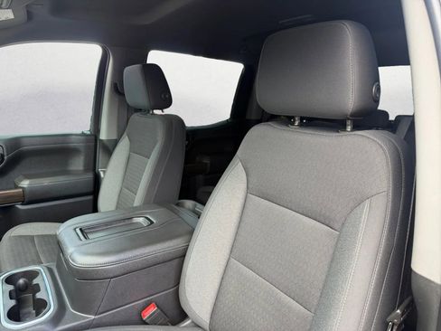 Used 2022 Chevrolet Silverado 1500 LT Trail Boss w/ Safety Package image 12