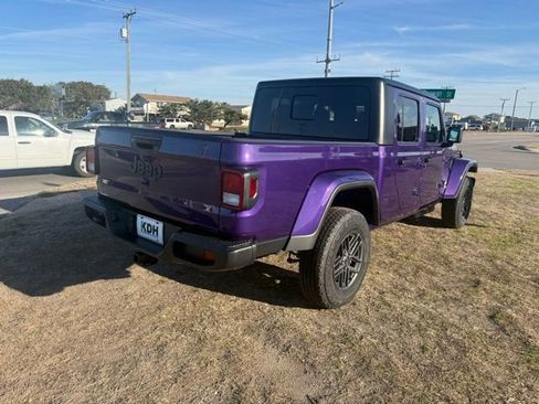 New 2026 Jeep Gladiator Sport image 7