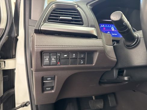 Used 2019 Honda Odyssey EX-L image 34