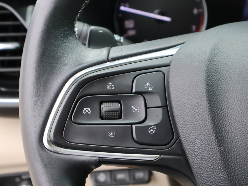Used 2023 Buick Envision Avenir FWD image 28