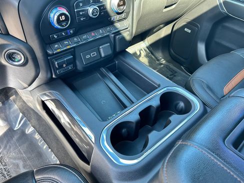 Used 2020 GMC Sierra 1500 AT4 w/ AT4 Premium Package AWD/4WD image 19