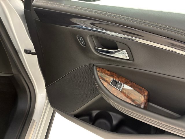 Used 2014 Chevrolet Impala LTZ FWD image 15