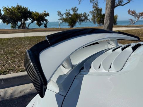 Used 2015 Porsche 911 Turbo S image 30