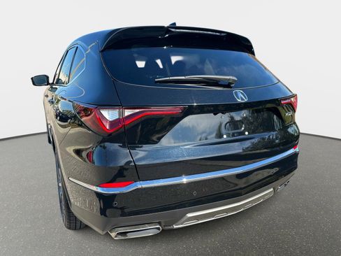 Certified 2025 Acura MDX FWD w/ Technology Package image 9