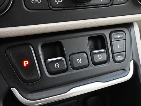 Used 2018 GMC Terrain Denali image 14