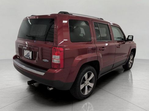 Used 2016 Jeep Patriot High Altitude AWD/4WD image 18