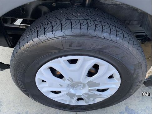 Used 2015 Ford Transit 350 XLT image 17