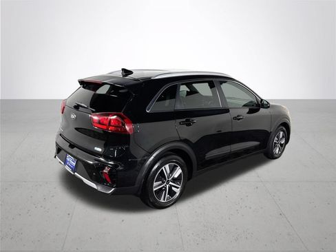 Used 2020 Kia Niro LXS FWD image 7