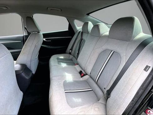 Used 2022 Hyundai Sonata SE FWD image 19