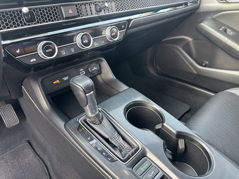 Used 2022 Honda Civic EX-L image 15