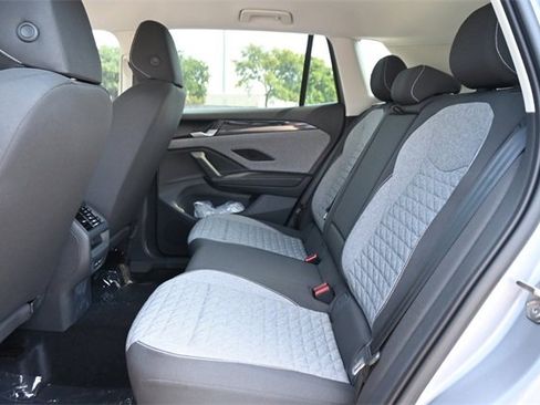 New 2025 Volkswagen Tiguan S image 18