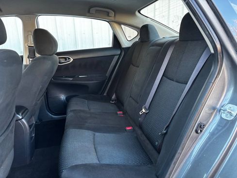 Used 2015 Nissan Sentra SR FWD image 17