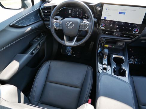 Used 2023 Lexus NX 350 AWD image 7