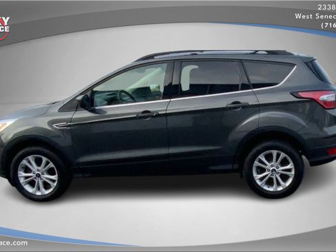 Used 2018 Ford Escape SE image 8