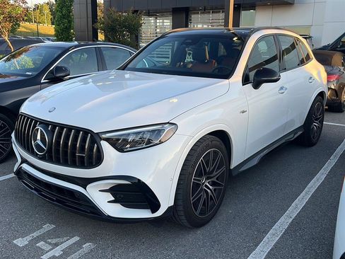 Used 2025 Mercedes-Benz GLC 43 AMG 4MATIC image 15