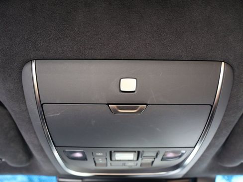 Used 2023 Lexus LS 500 w/ Luxury Package image 60