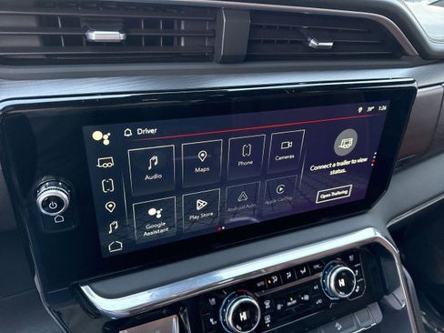 Used 2024 GMC Sierra 2500 Denali Ultimate image 12