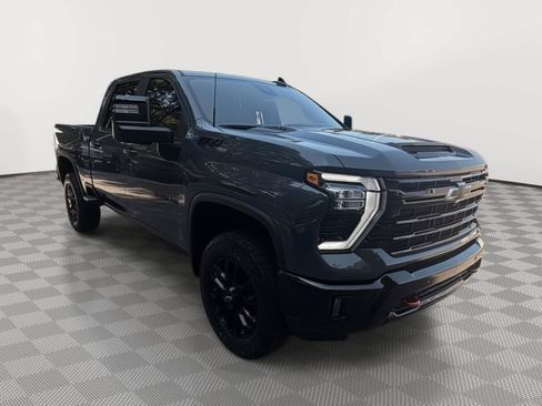 Used 2025 Chevrolet Silverado 2500 LT w/ Trail Boss Package AWD/4WD image 7