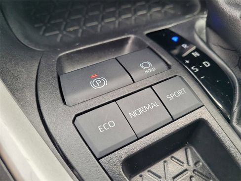 Used 2024 Toyota RAV4 XLE image 22