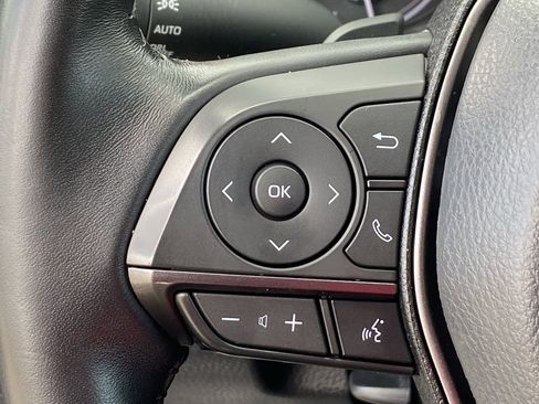 Certified 2023 Toyota Camry SE FWD image 28