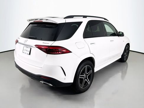 Used 2025 Mercedes-Benz GLE 450e 4MATIC image 9