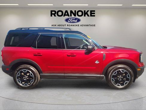 Used 2025 Ford Bronco Sport Outer Banks w/ Outer Banks Tech Package+ AWD/4WD image 9