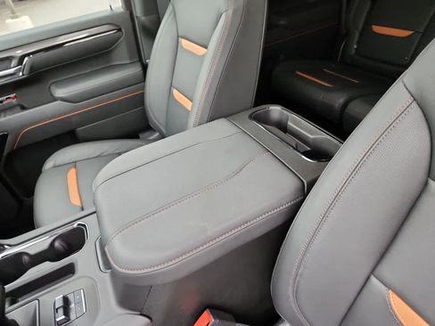 Used 2025 GMC Sierra 1500 AT4 w/ AT4 Premium Package image 20