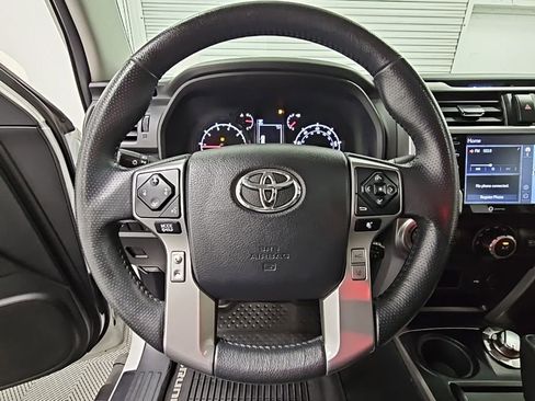 Used 2020 Toyota 4Runner SR5 image 24