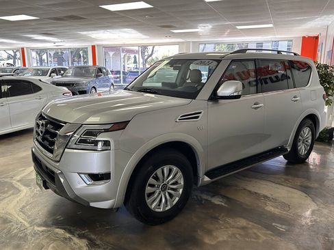 Used 2021 Nissan Armada SV image 13