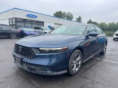 Used 2024 Honda Accord EX image 6